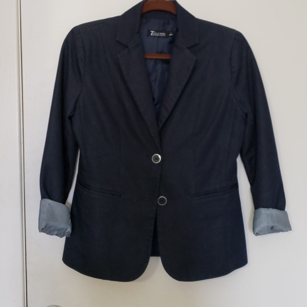 Womens navy blazer